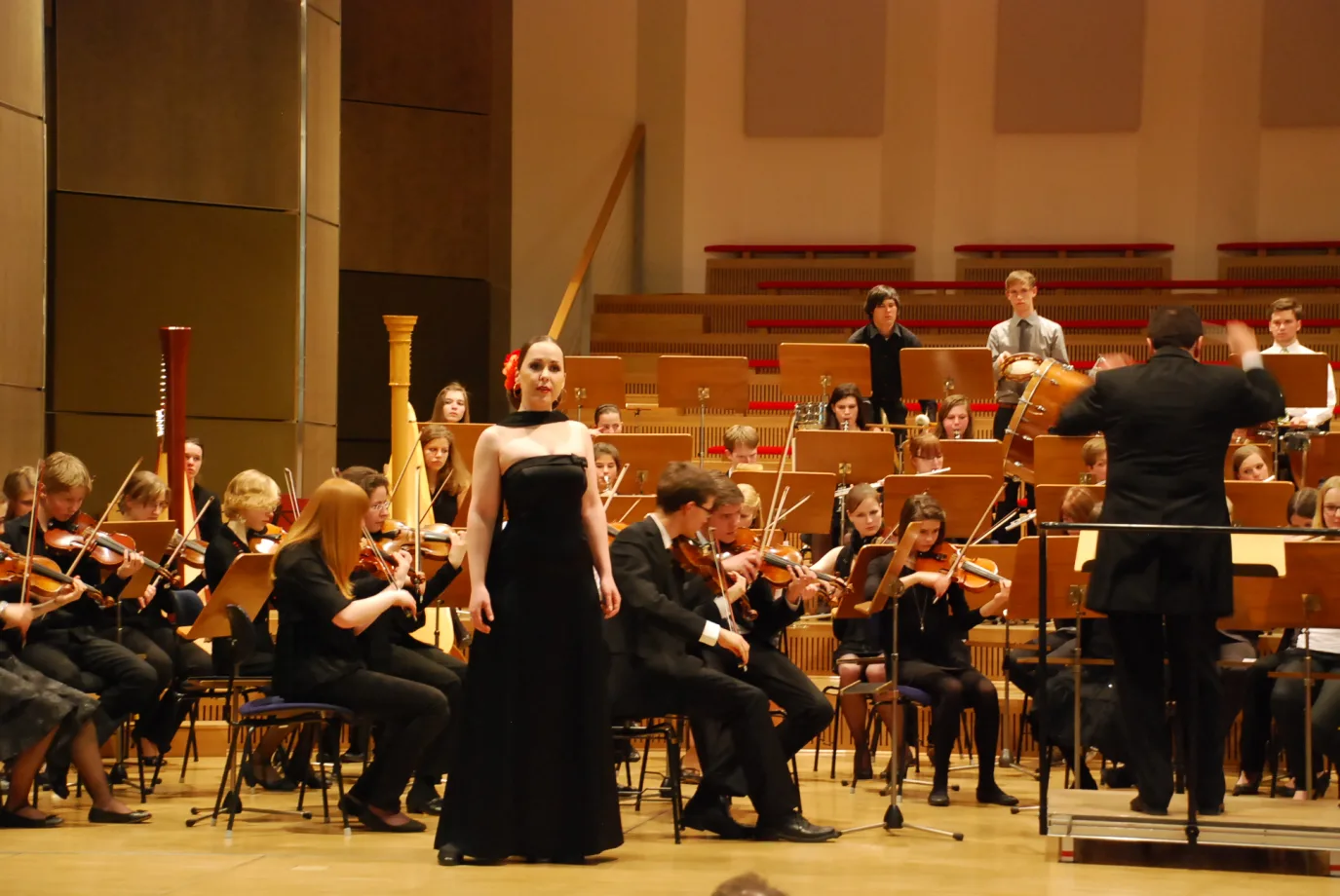 Als Solistin vor dem Orchester